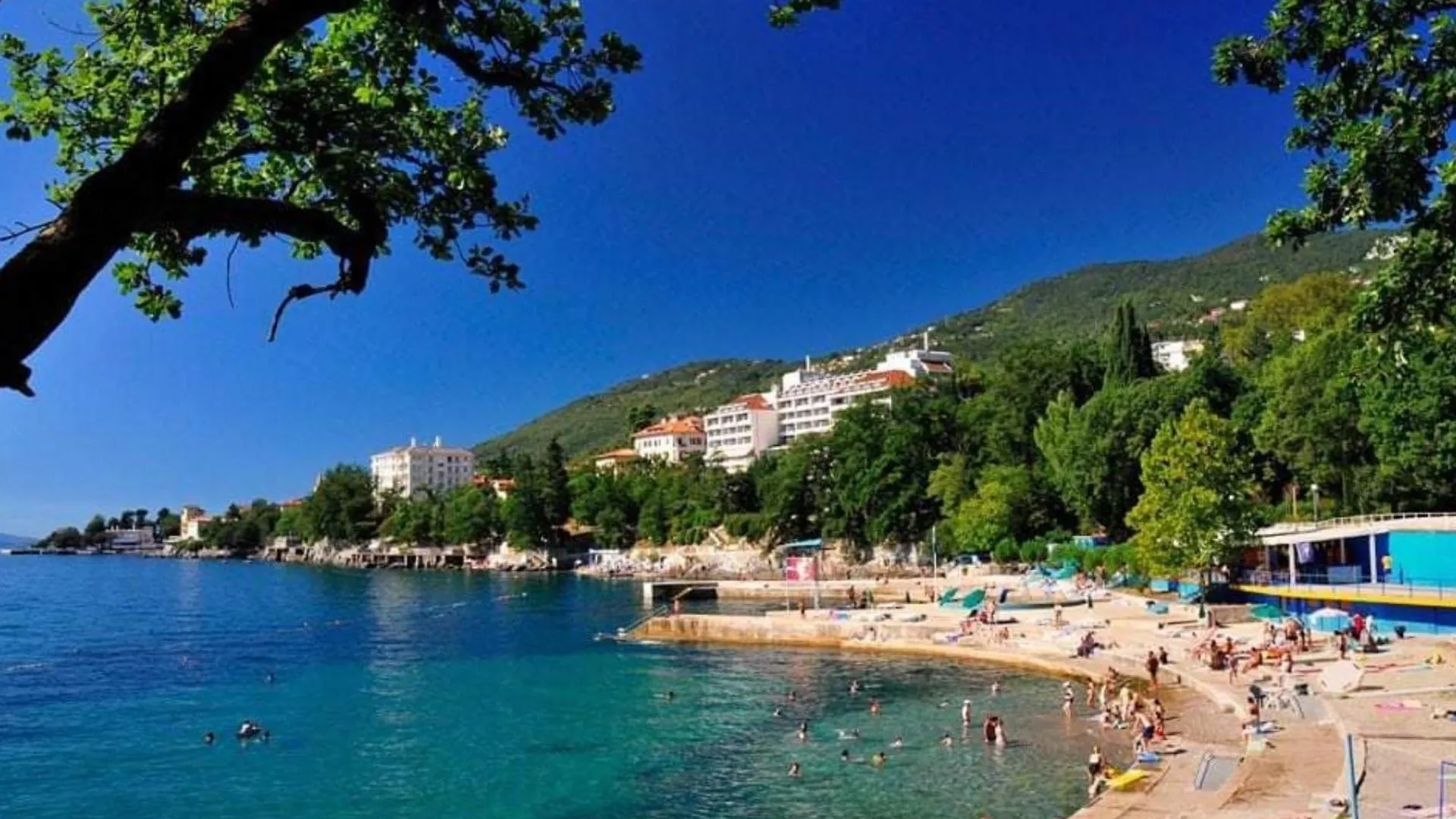 Charming Apartment With Sea Views And Shared Pool Lovran Croatia